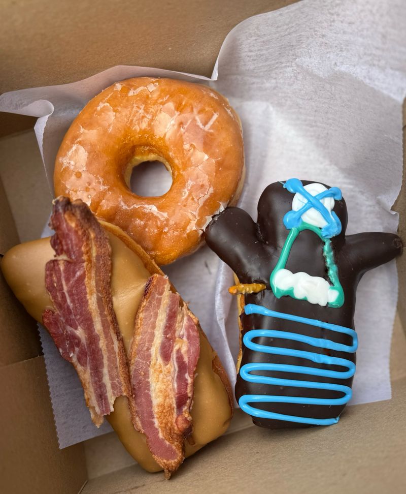 Portland, Oregon: Voodoo Doughnut's Playful Creations
