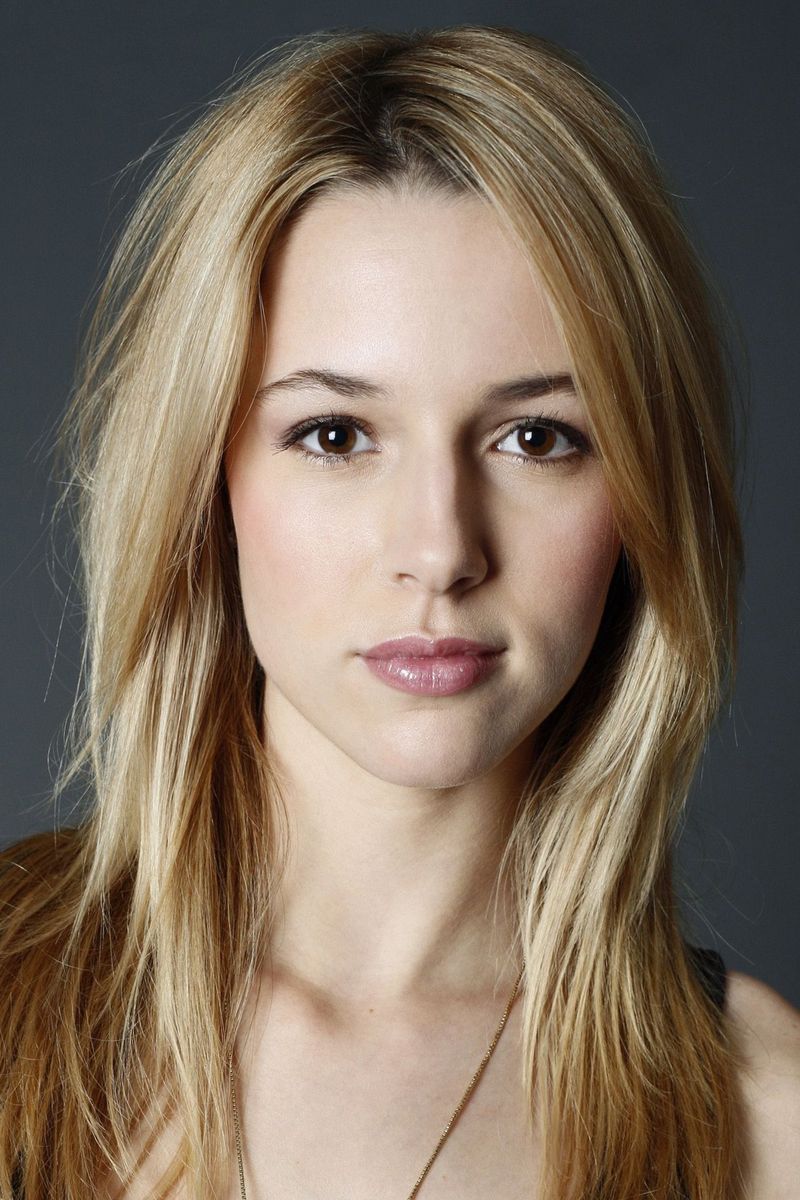 Alona Tal: Music in Uniform