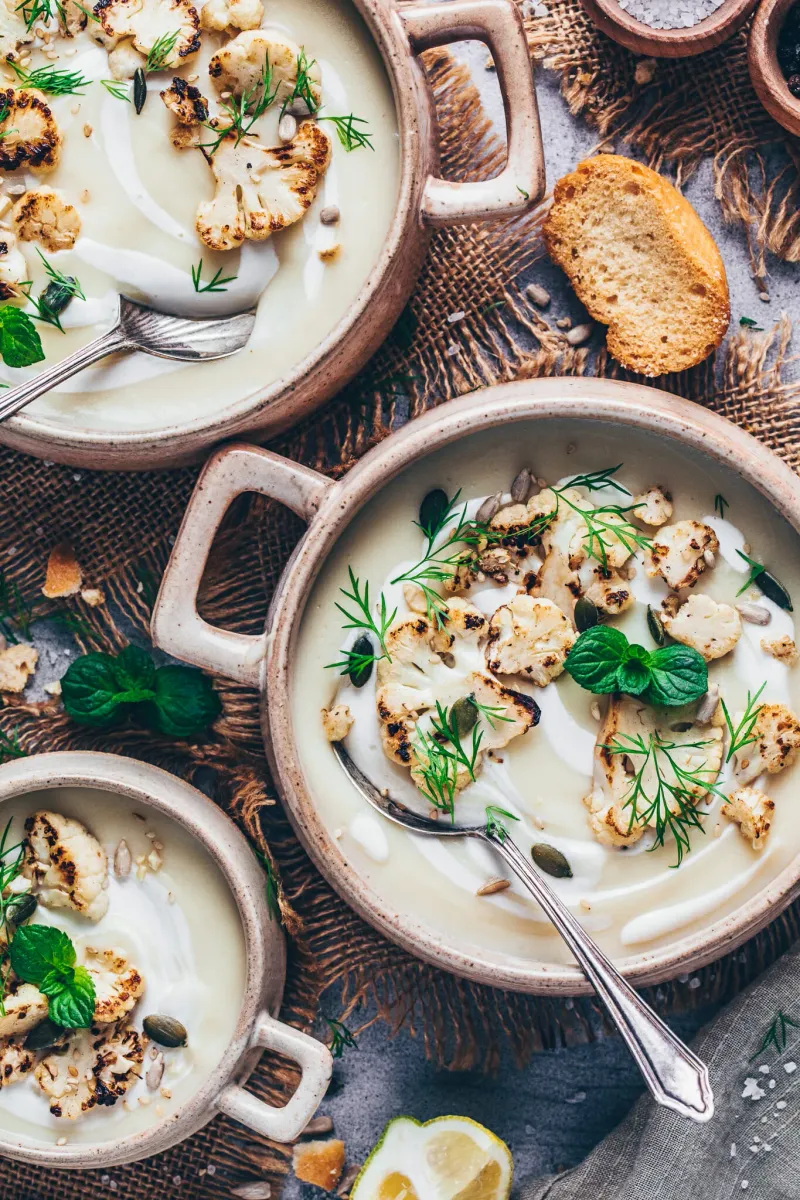 Silky Cauliflower Soup