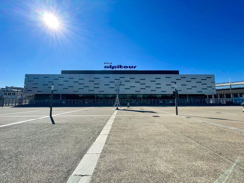 Turin's Olympic Arena: Hockey Ice to Concert Lights