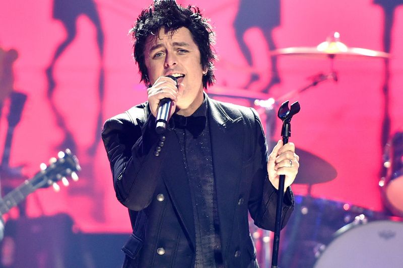 Wake Me Up When September Ends by Green Day: Grief Returns