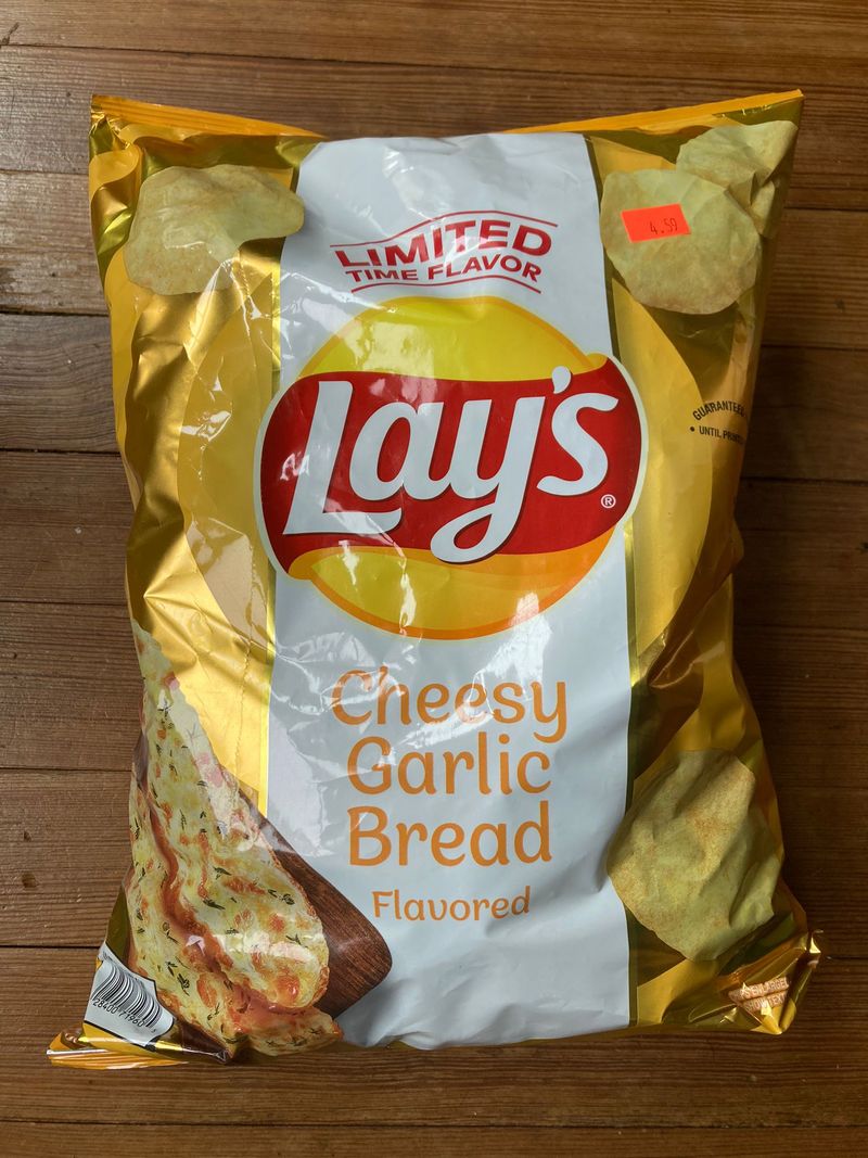 Cheesy Garlic Bread Crisps