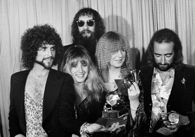 Dreams - Fleetwood Mac Rolls Back Onto the Charts
