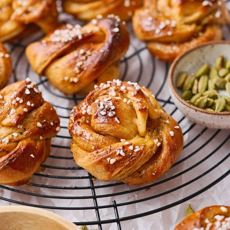 Cardamom Buns