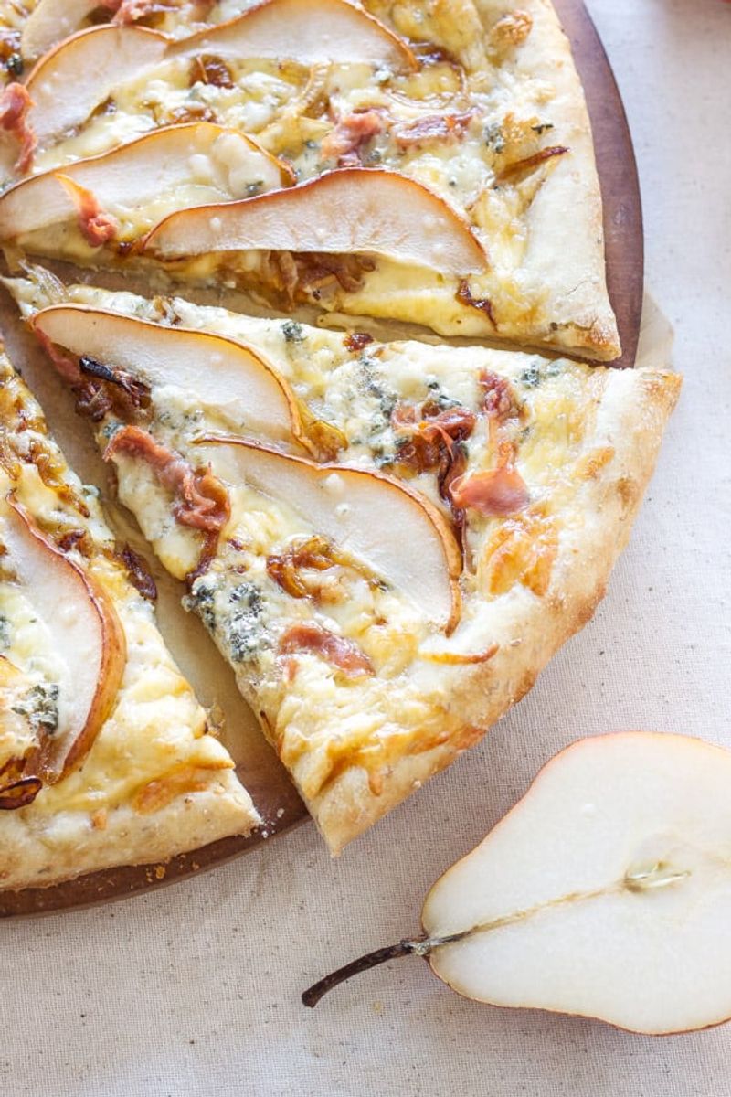 Pear and Gorgonzola Pizza
