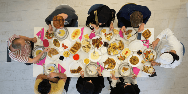 Accepting Seconds in Arab Hospitality