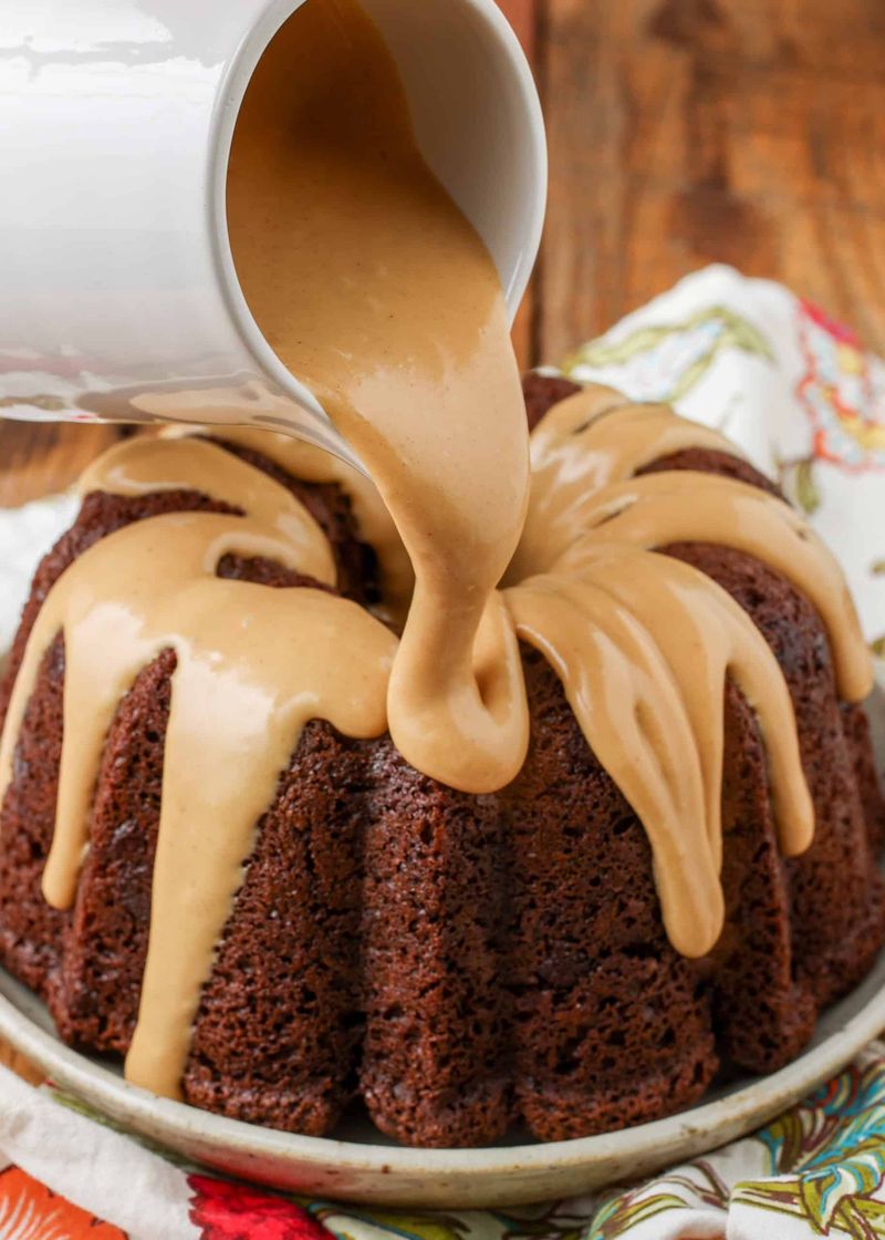 Chocolate Cake With Peanut Butter Sauce