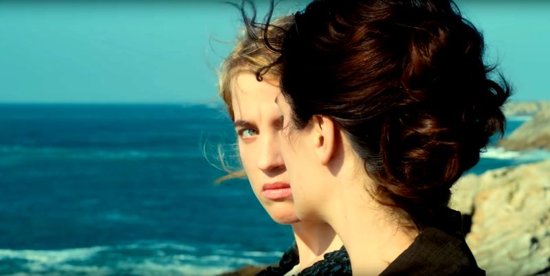 Portrait of a Lady on Fire (2019): Every Glance Matters