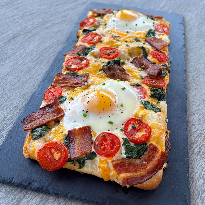 Breakfast-for-Dinner Flatbread