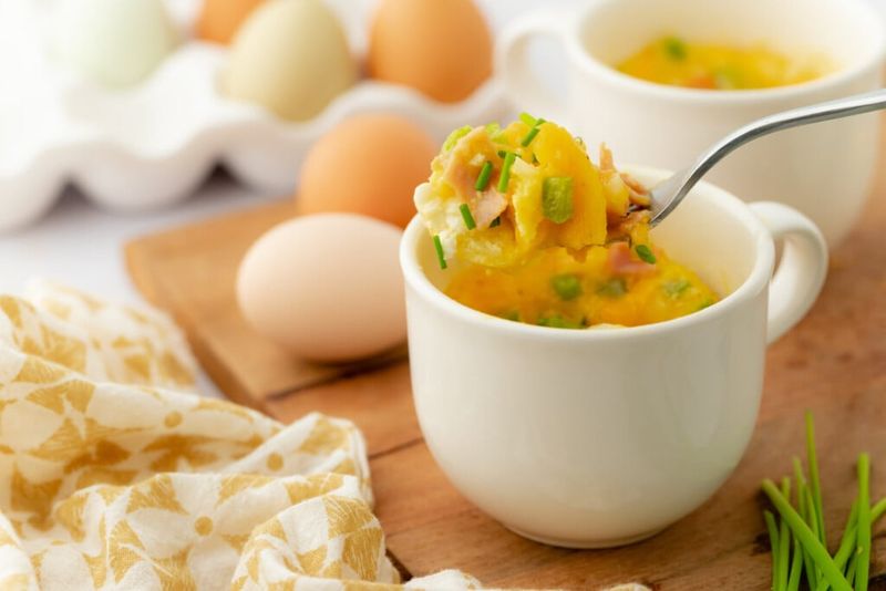 Microwave Mug Omelets