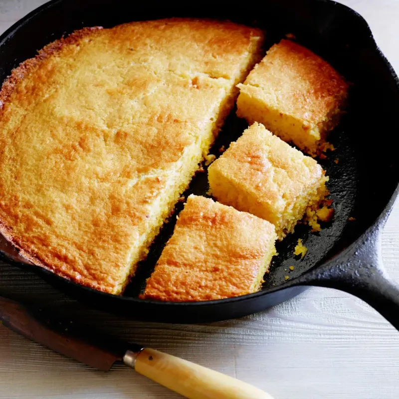 Cast Iron Skillet Cornbread