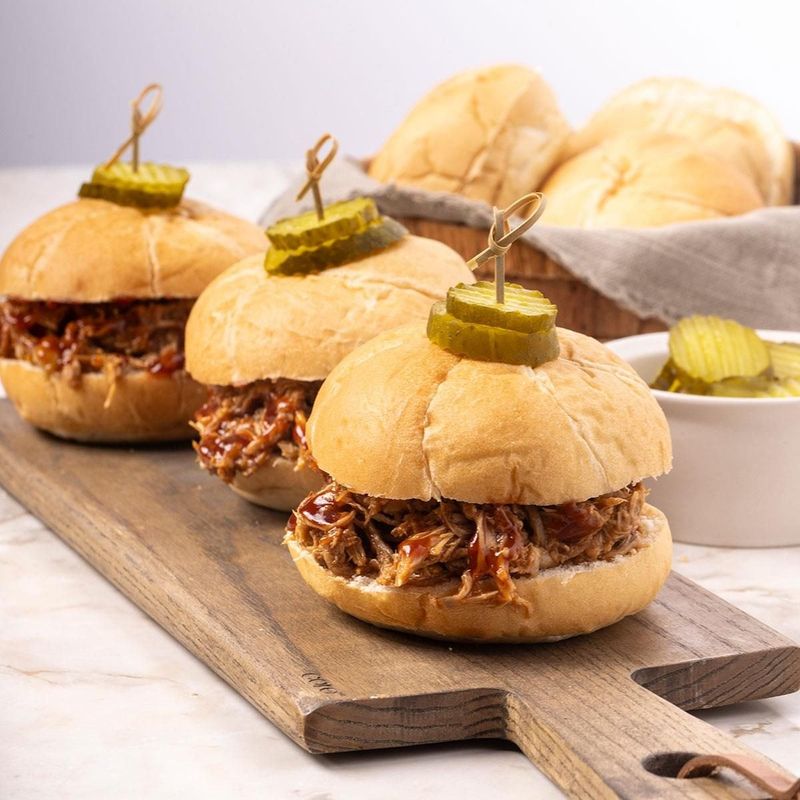 Slow Cooker Pulled Pork Sliders