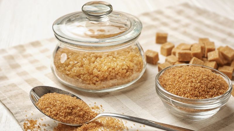 Demerara Sugar, Crunchy Brown Gold