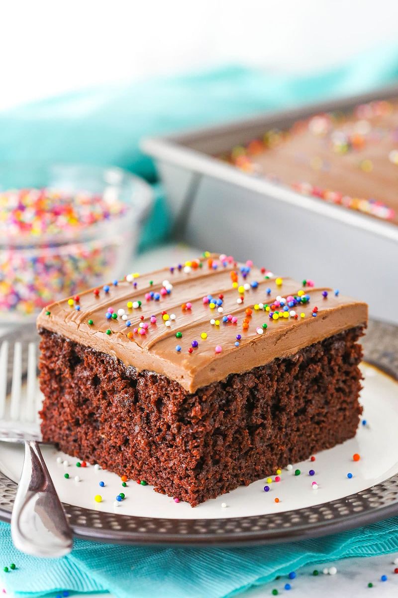 Vinegar for Fluffier Cakes