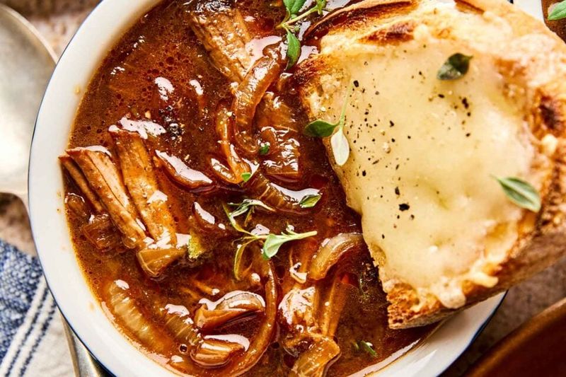 French Onion Beef Soup