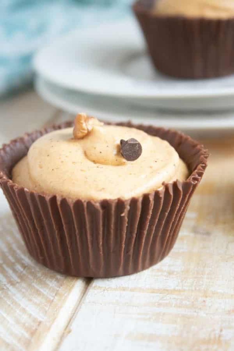 Pumpkin Mousse in Chocolate Cups
