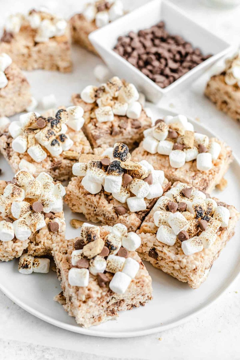 S'mores Campfire Squares