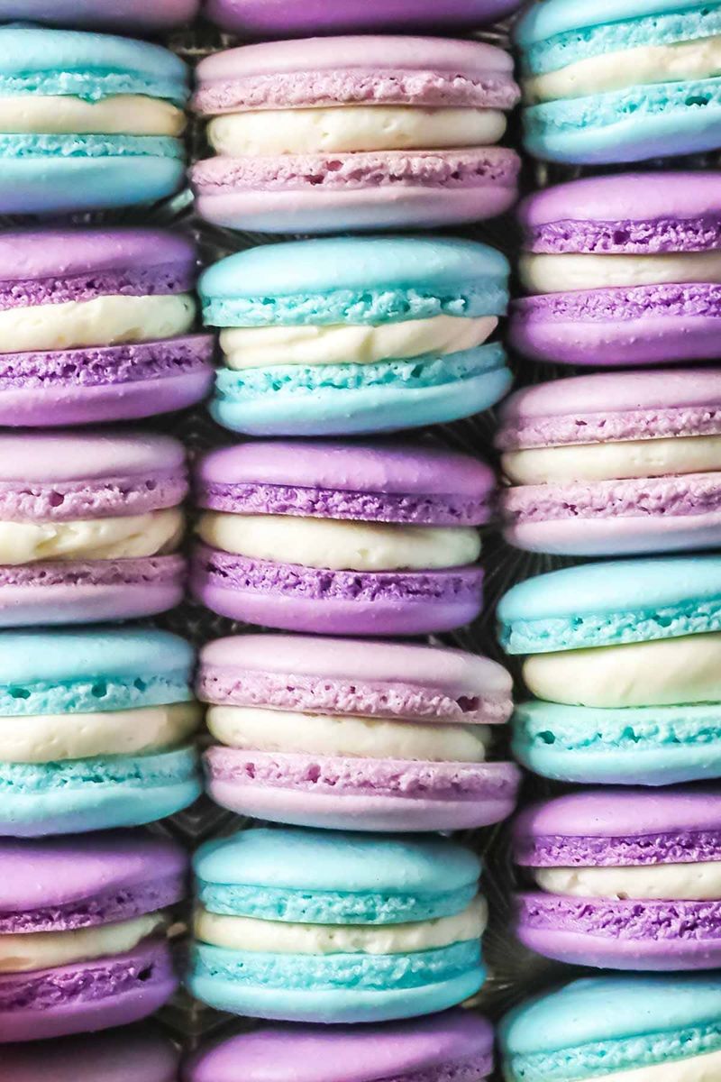Colorful French Macarons