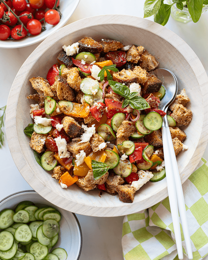 Tomato Panzanella Salad