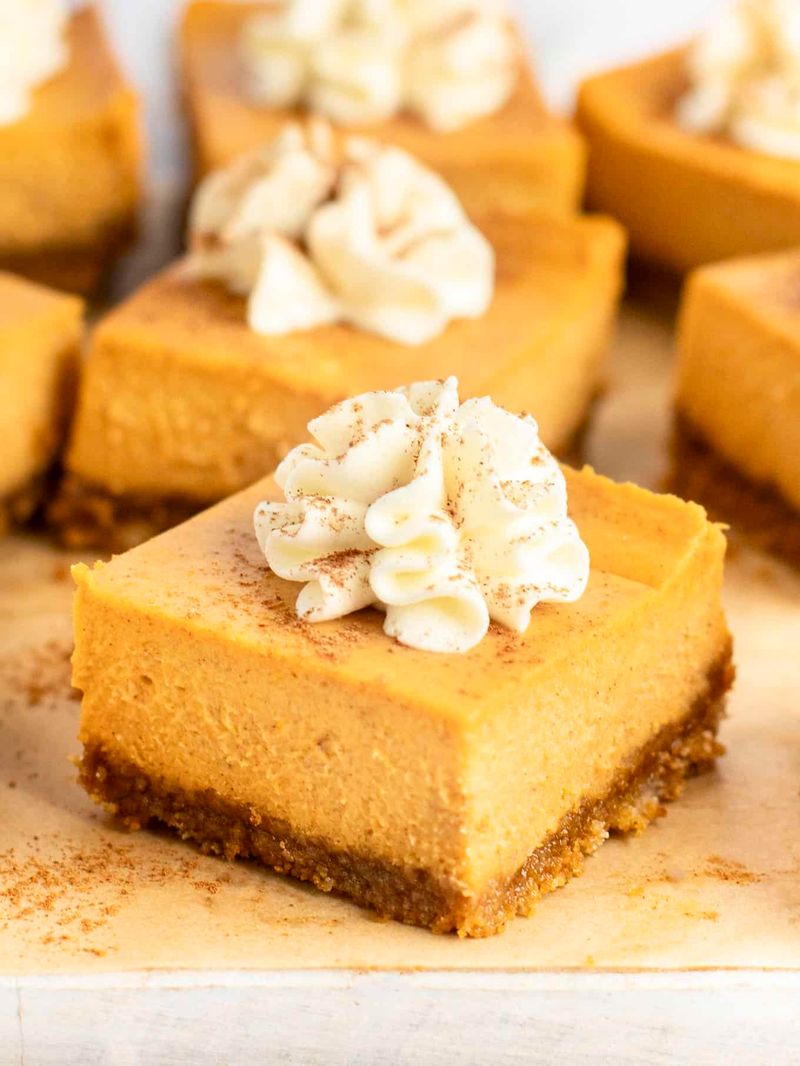 Pumpkin Spice Cheesecake Bars