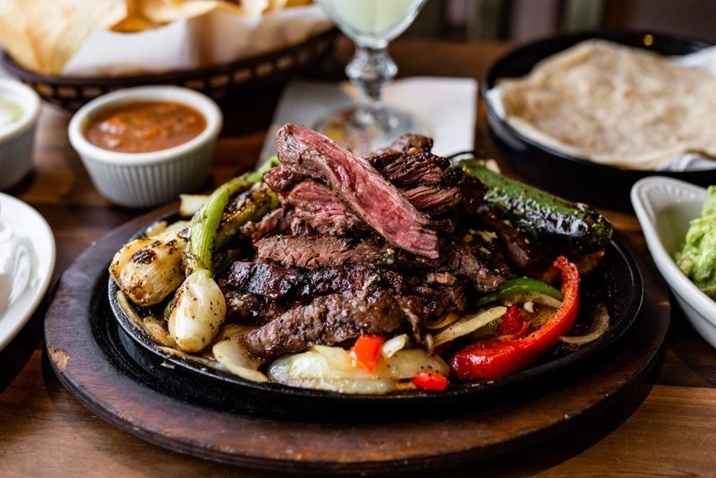 Houston: Fajitas That Arrive Sizzling