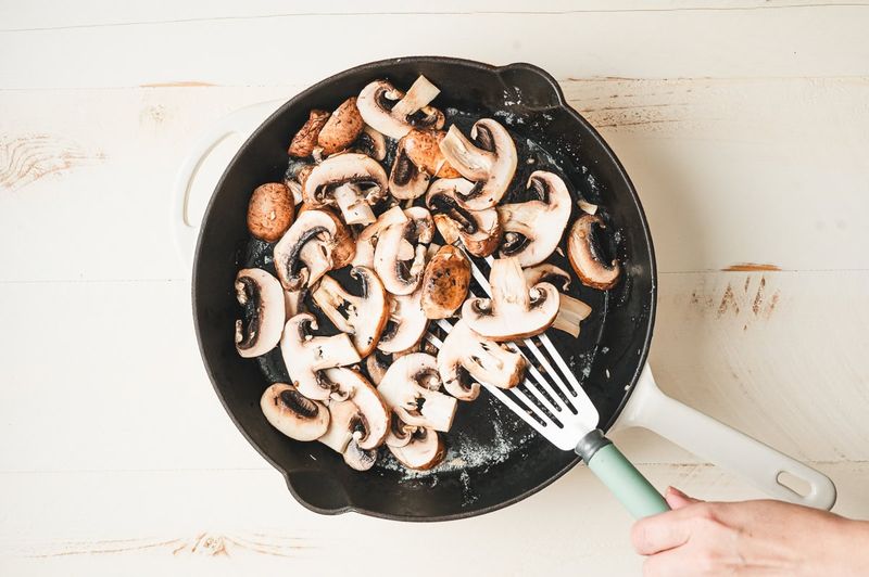 Never Overcrowd the Pan