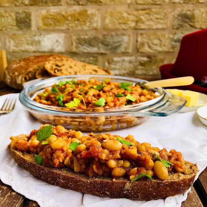 Smoky Baked Beans in Cream Sauce