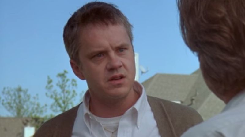 Arlington Road (1999): Suspicion Across the Street