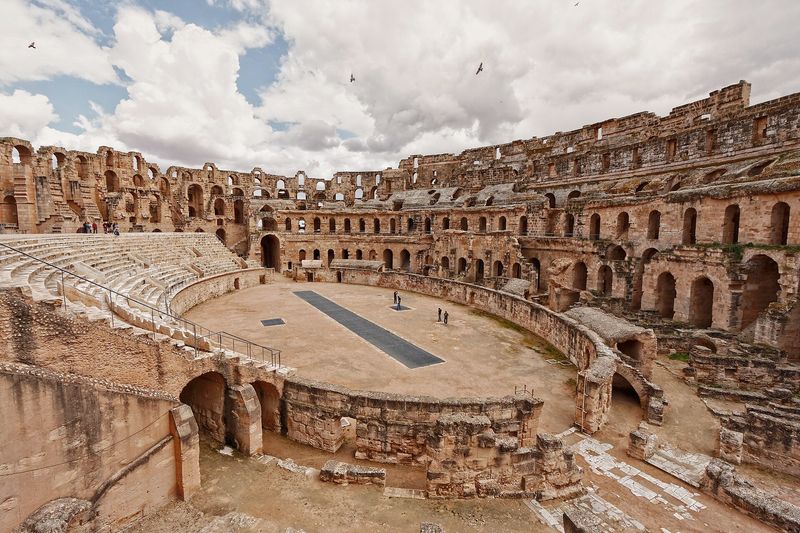 Amphitheatre of El Jem: Tunisia's Towering Arena