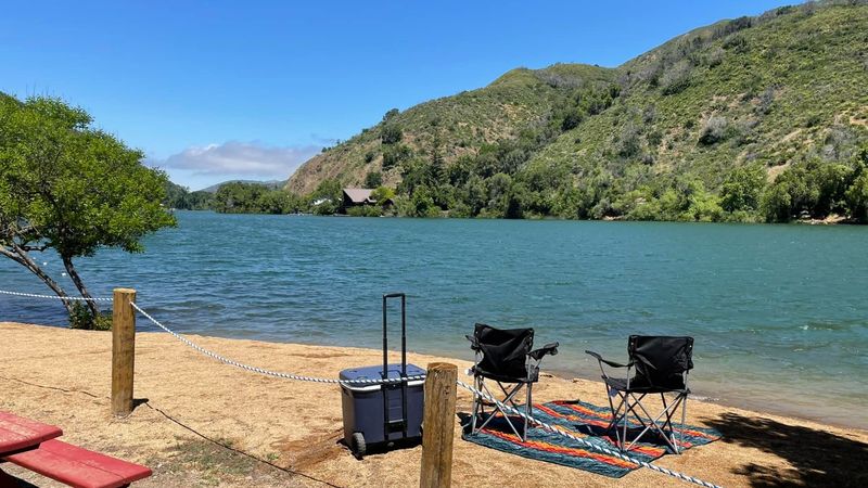 Blue Lakes: Clear Water and a Cozy Shoreline