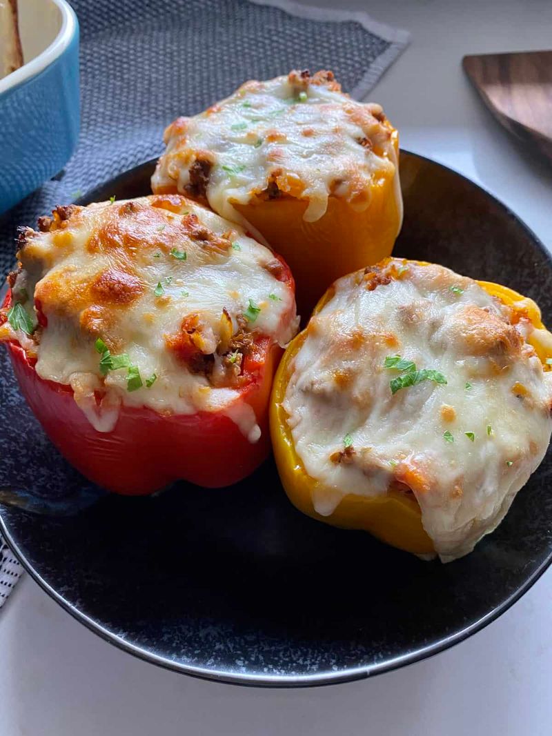 Stuffed Bell Peppers With Cauliflower Rice