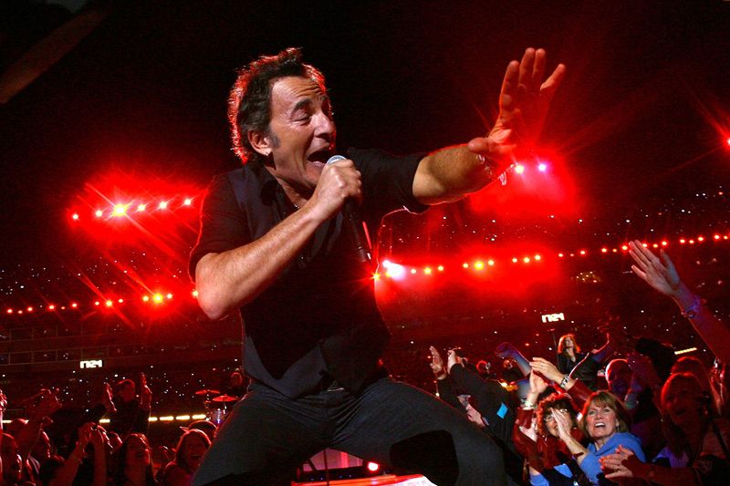 Bruce Springsteen: Rock Energy With No Wasted Time