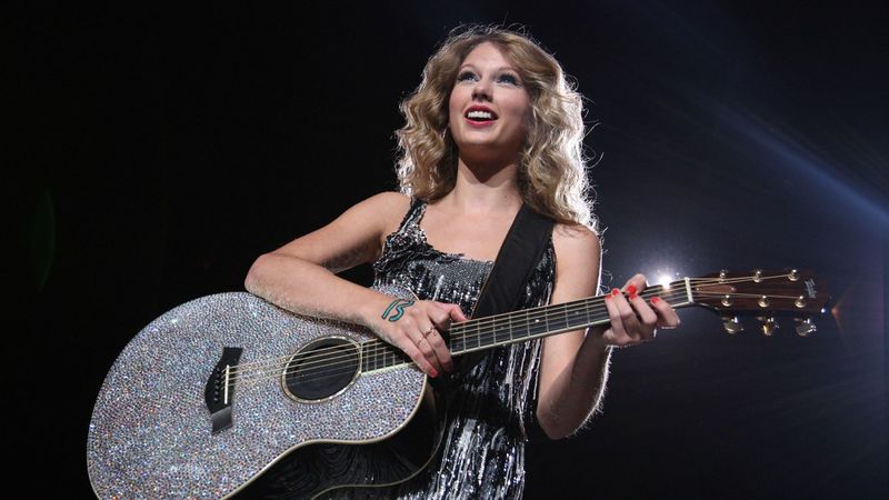 Taylor Swift: Giving Young Fans Their Own Stories