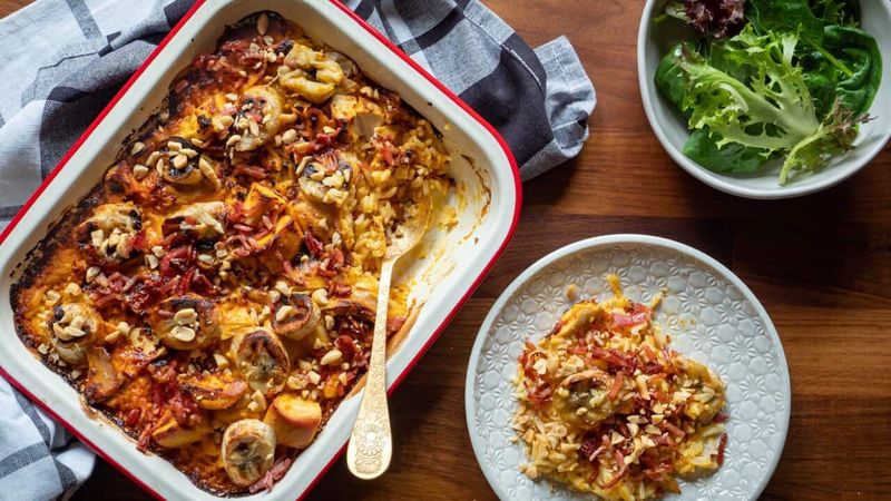 Flygande Jacob: The Casserole That Breaks Rules