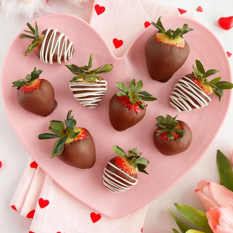 Chocolate-Dipped Strawberries