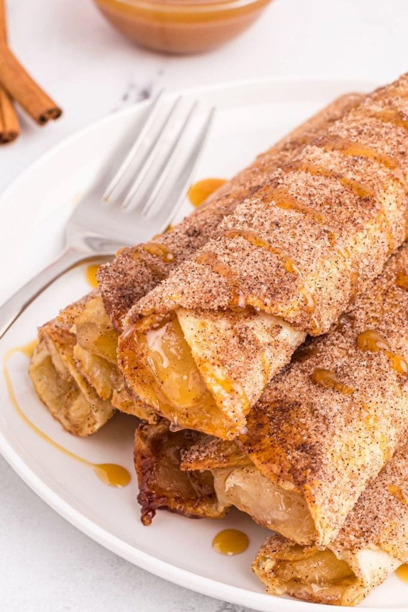 Apple Pie Tortilla Pockets