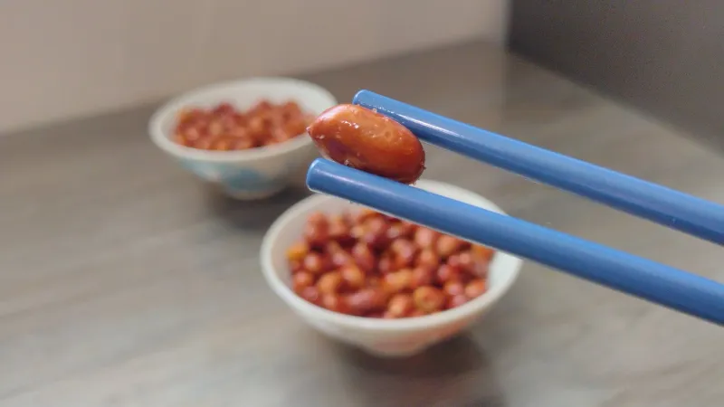Peanuts and Small Snacks