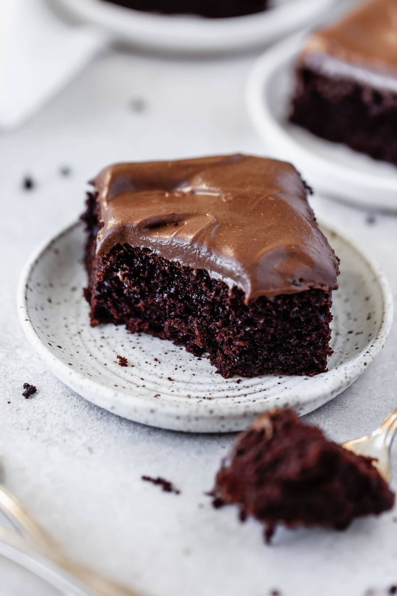 Mayonnaise in Chocolate Cake