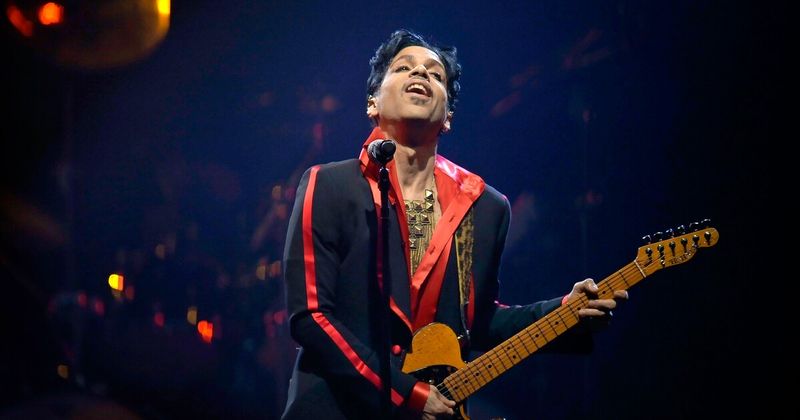 Maroon 5's 'Kiss': Prince Wanted New Foundations