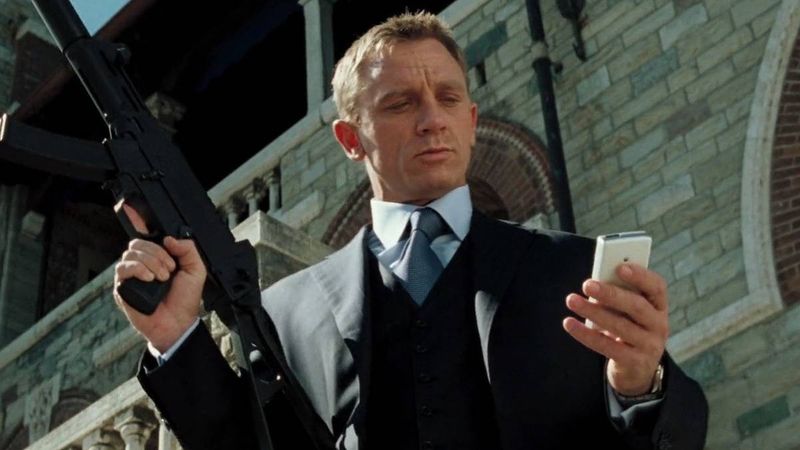 Daniel Craig: Casino Royale Cost Him Two Teeth