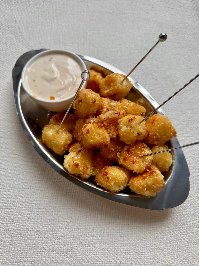 Sweet Chili Halloumi Bites