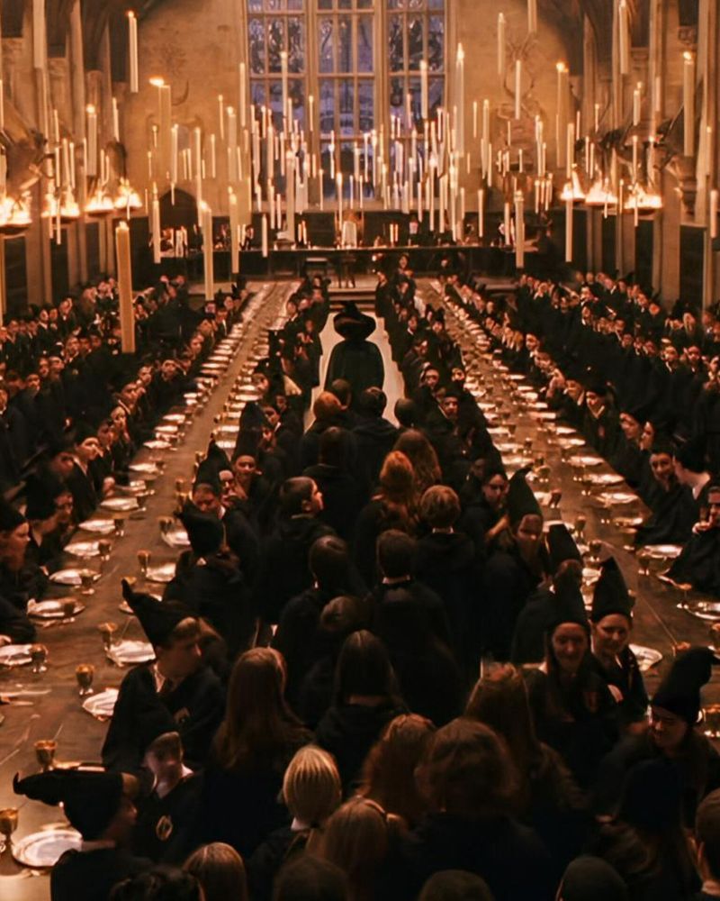 Harry Potter and the Sorcerer's Stone (2001): The Warmest Welcome Back