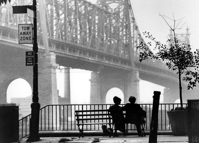 Manhattan (1979): A Beautiful City, an Uneasy Romance
