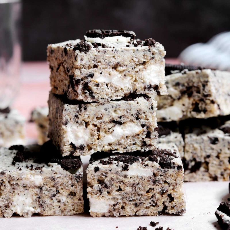 Cookies and Cream Bars