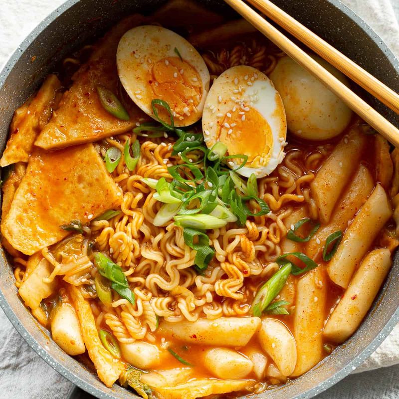 Rabokki, the Snack Mashup