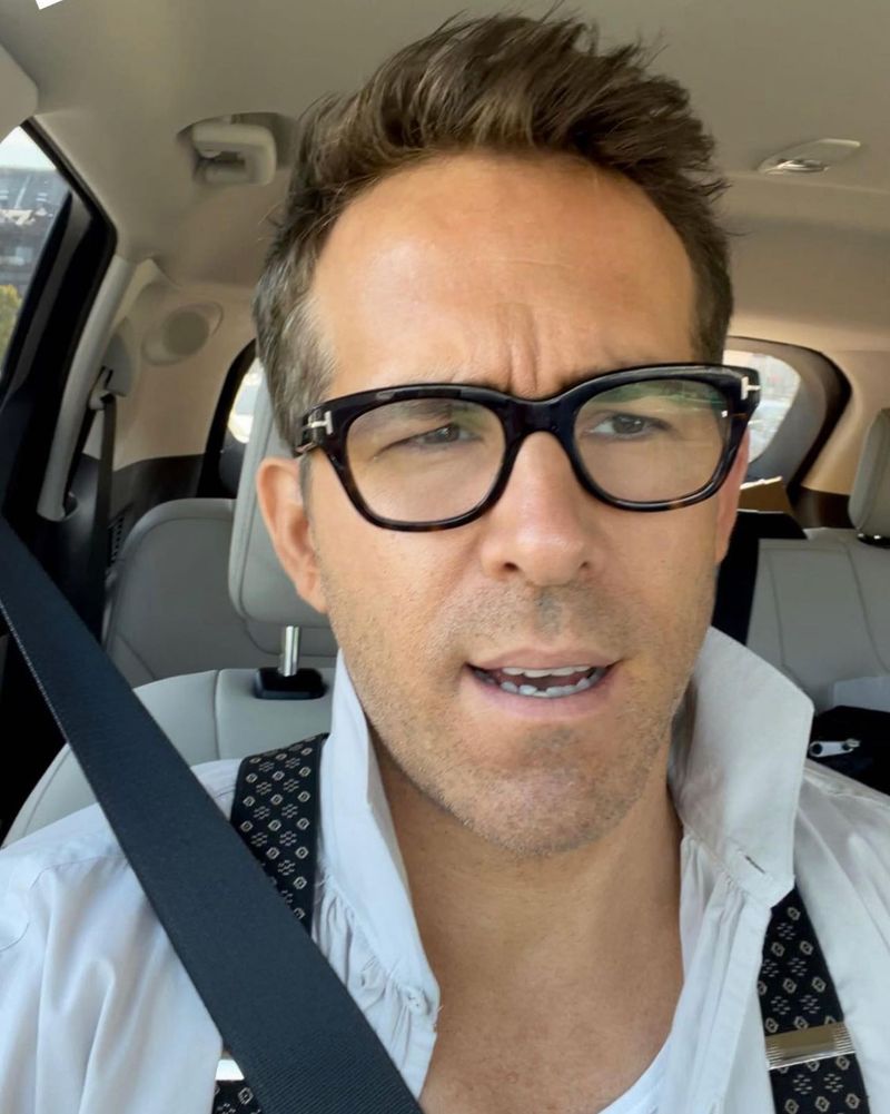 Ryan Reynolds: An Easygoing Frame Game