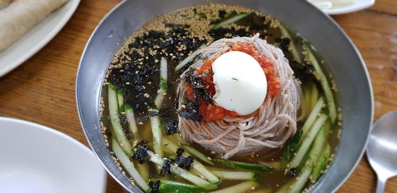 Makguksu from Chuncheon
