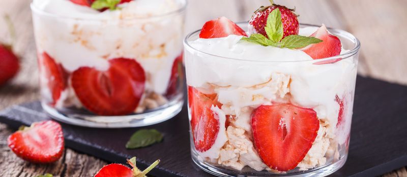 Quick Eton Mess Dessert