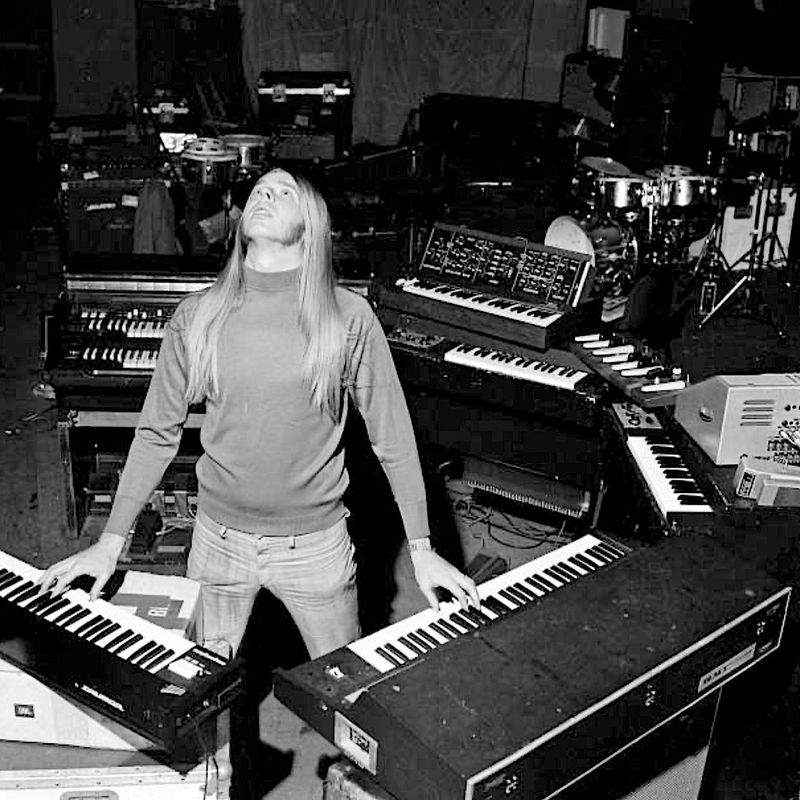 Rick Wakeman: Building Worlds With Keys