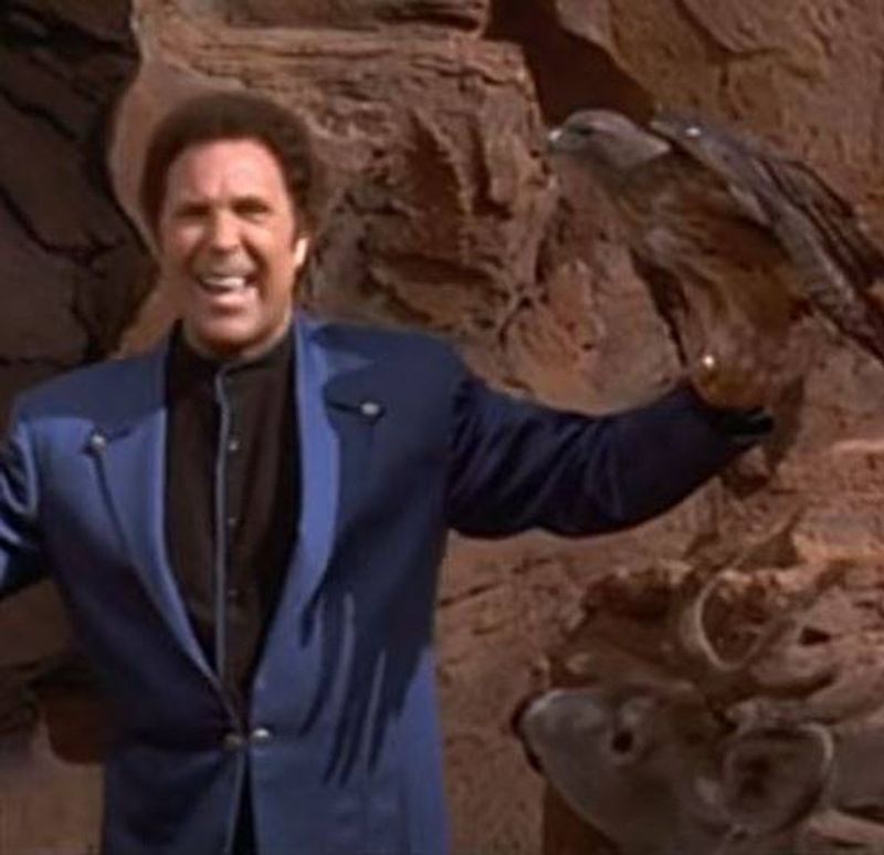 Tom Jones Keeps Singing Through Mars Attacks!